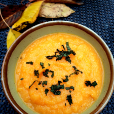 Supă cremă de morcov cu ghimbir și&nbsp;mentă