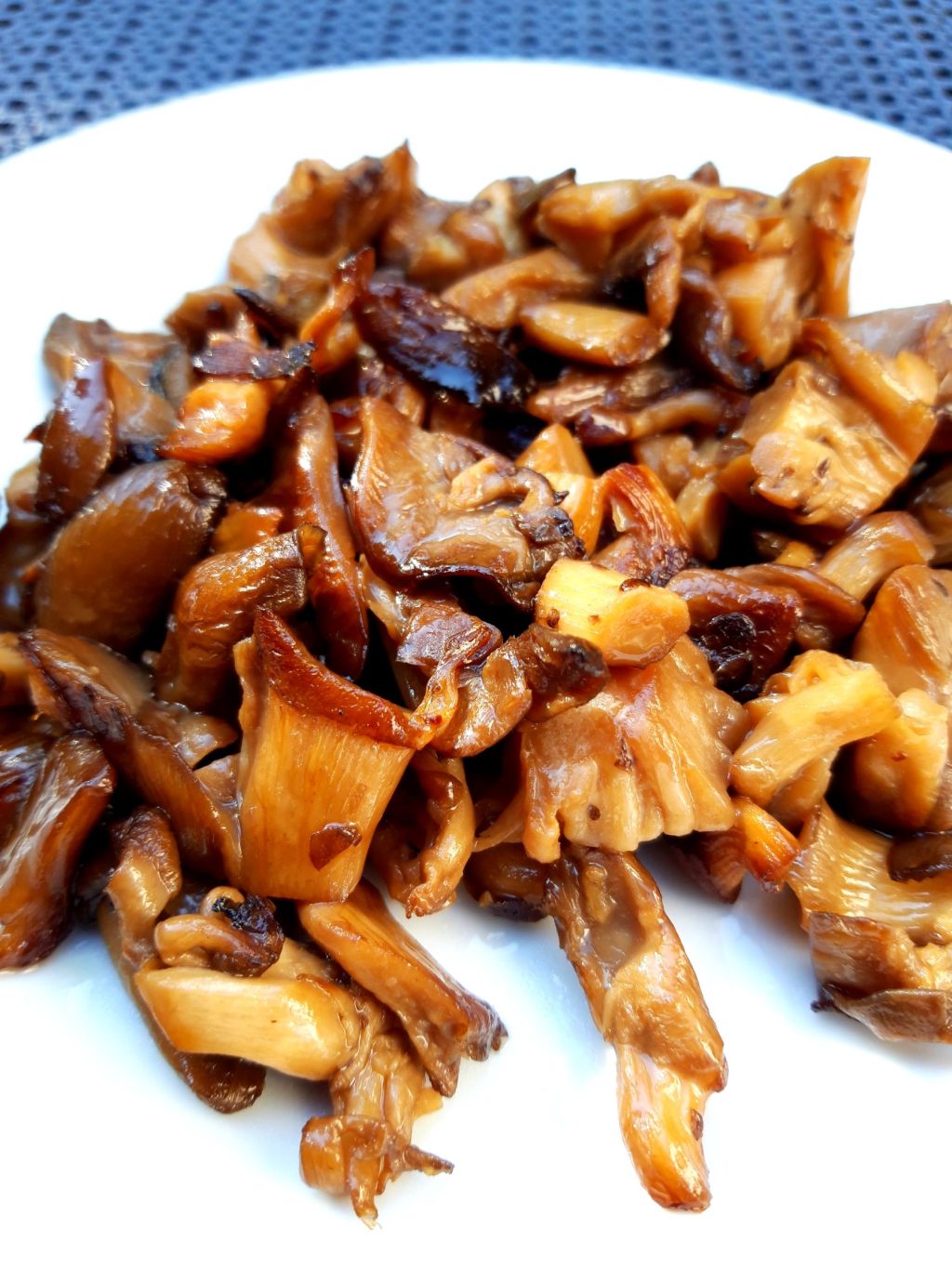 Ciuperci cu sos&nbsp;soia