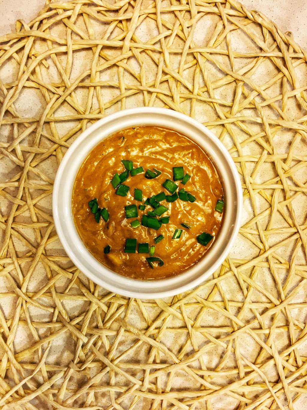 Sos vegan de arahide cu&nbsp;cocos