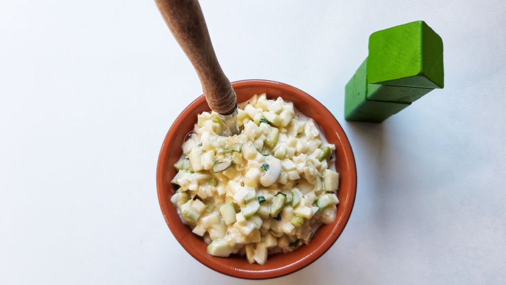 Salata de dovlecei cu&nbsp;tahini