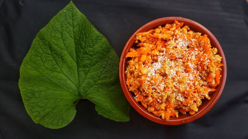 Salata de morcovi cu arahide si&nbsp;cocos