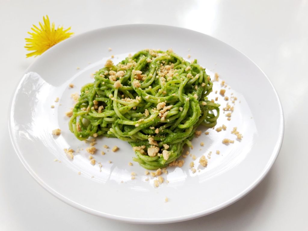 Paste cu pesto de spanac si&nbsp;avocado